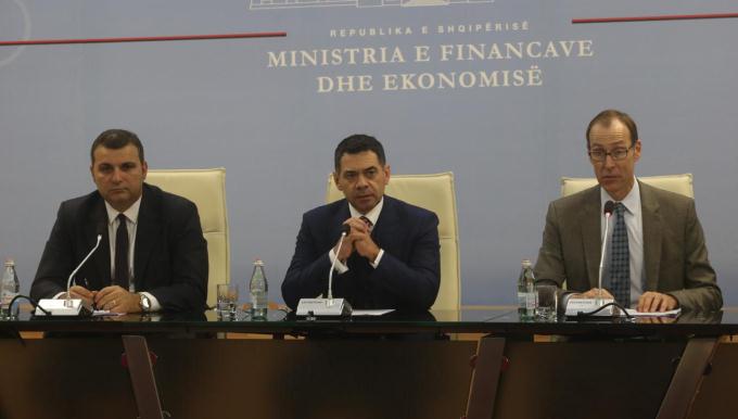 807 miliarde leke vlera e koncesioneve - Aeroportet dhe rruget do paguhen nga qytetaret